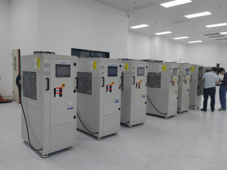 新能源汽車三電系統(tǒng)測試高低溫液冷機(jī)